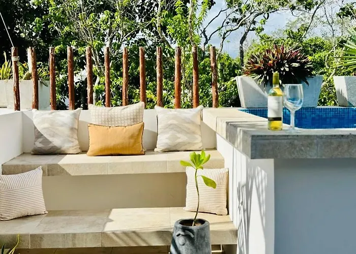 Private Rooftop Pool - Bike To Ruins Or Pousada *